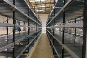 Longspan Shelving with Steel Decks