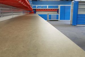 30mm Lino Worksurface
