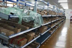 Carton live storage