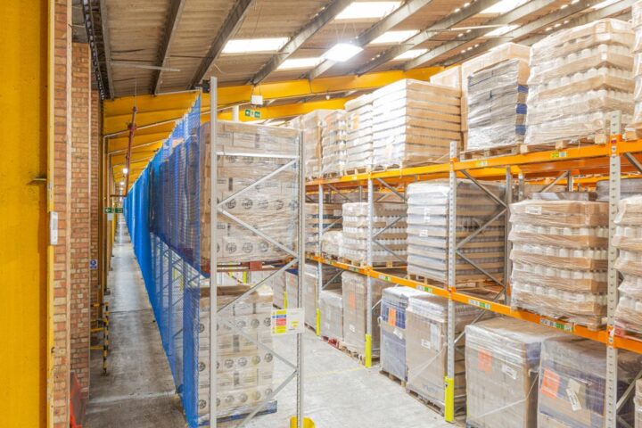 2 and 3 pallet high racking