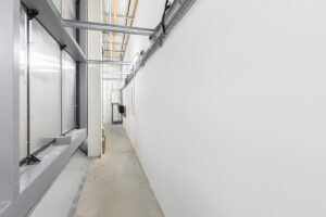 Jumbo stud access wall