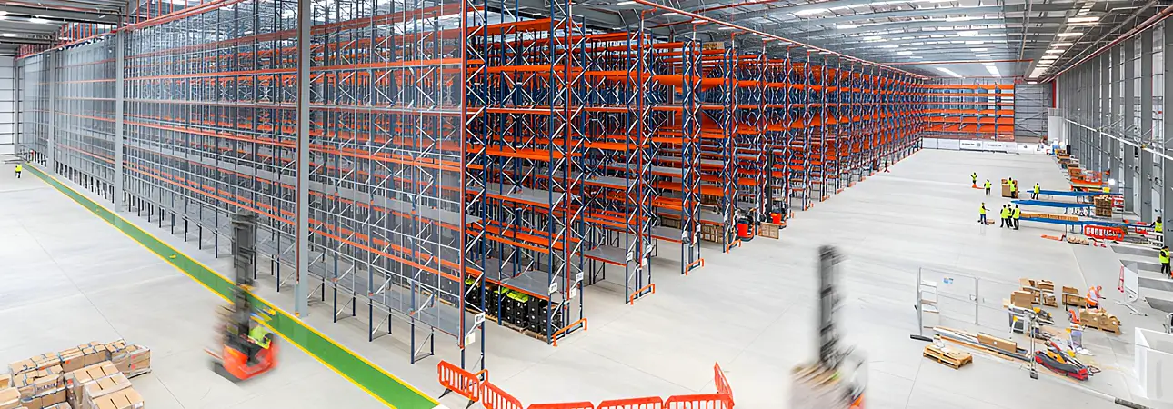 How to Apply Weight Capacity Data in Practice - Avanta UK Large high-bay pallet racking system