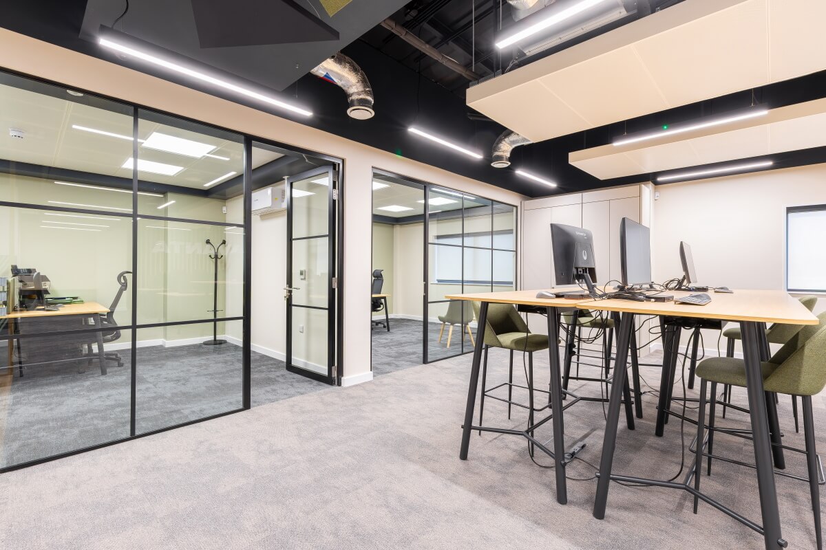 Glazed office partitions