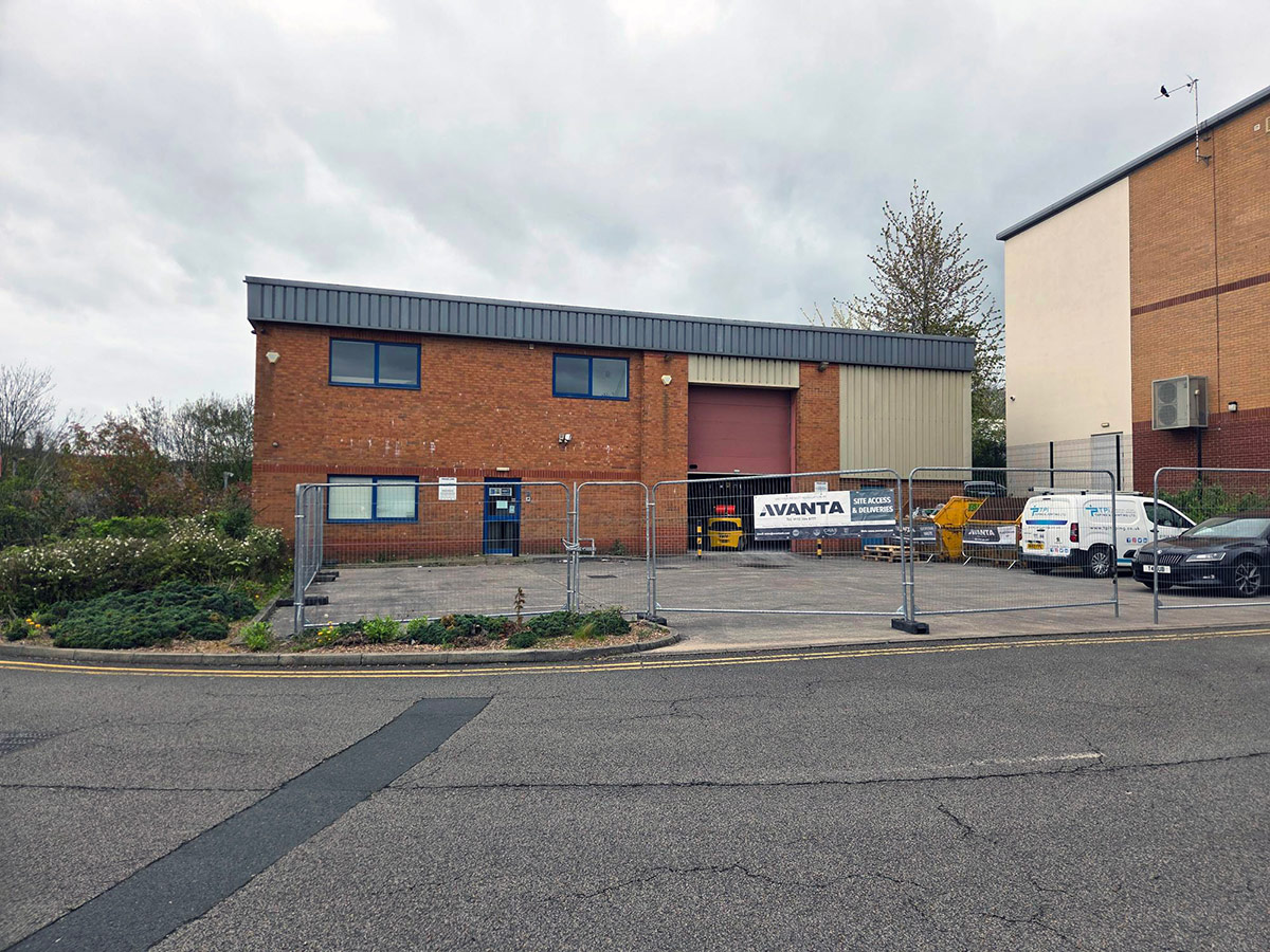 warehouse unit external